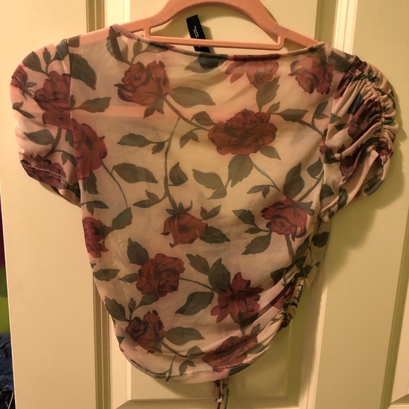 UO Rose Mesh Crop Top - Picture 7 of 9